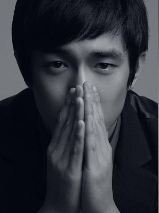 户外小清晰帅哥男生图片