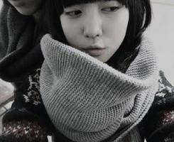 非主流黑白抽烟的女生头像图片人物素材