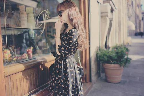 一个人伤感颓废唯美图片女