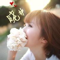 穿粉色衣服的女生唯美头像图片