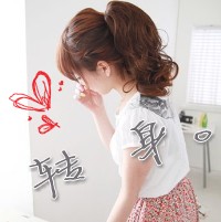 穿粉色衣服的女生唯美头像图片