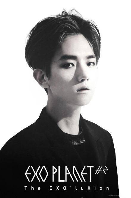 男生边伯贤图片 成熟帅气大图