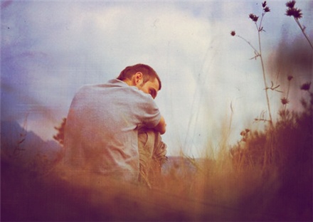 欧美范帅哥悲伤意境图片素材