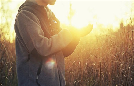 欧美范帅哥悲伤意境图片素材