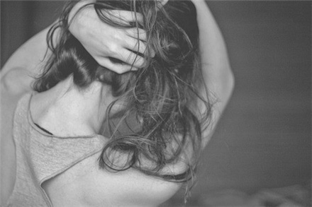 霸气欧美范女生个性黑白空间素材