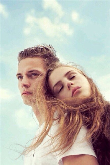 唯美欧美情侣甜蜜意境壁纸