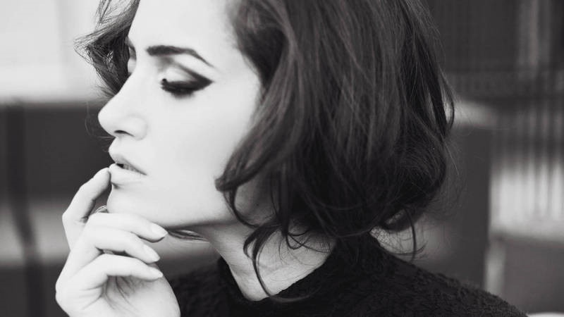 欧美黑白复古人物写真电脑壁纸