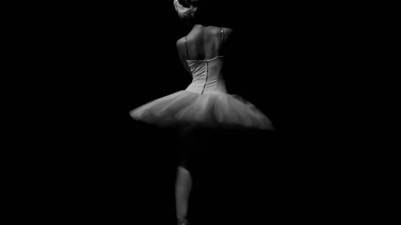 欧美黑白复古人物写真电脑壁纸