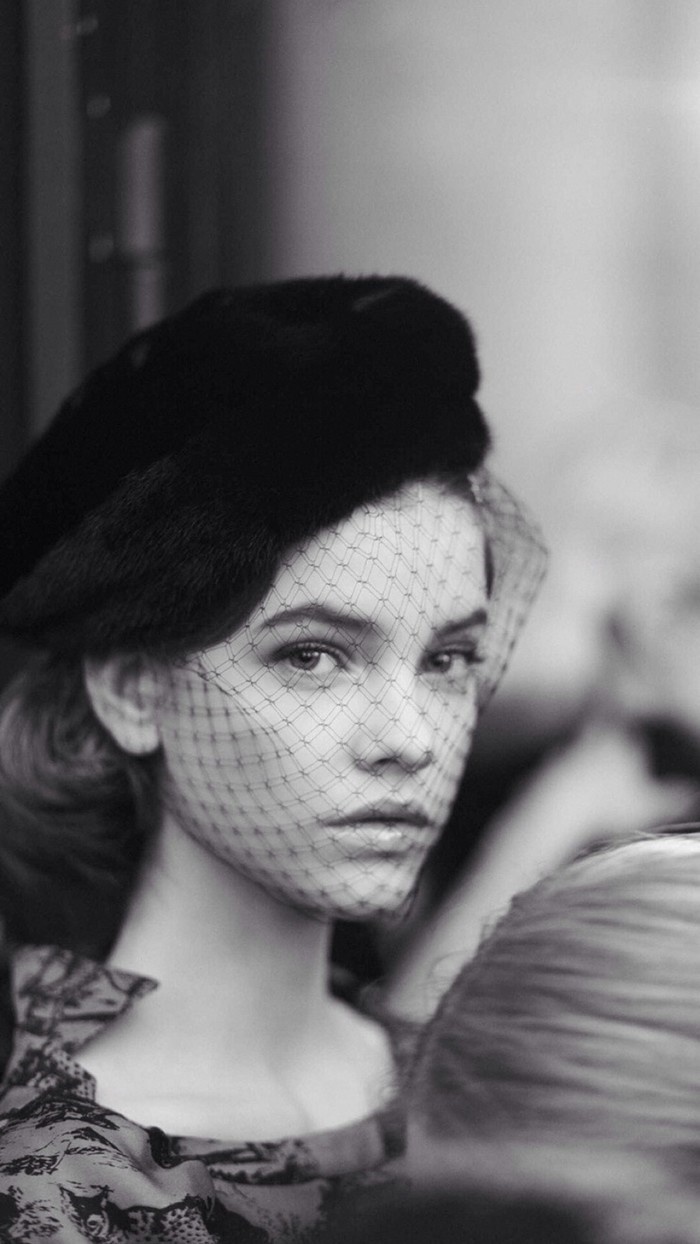 欧美黑白复古时尚潮流街拍图片