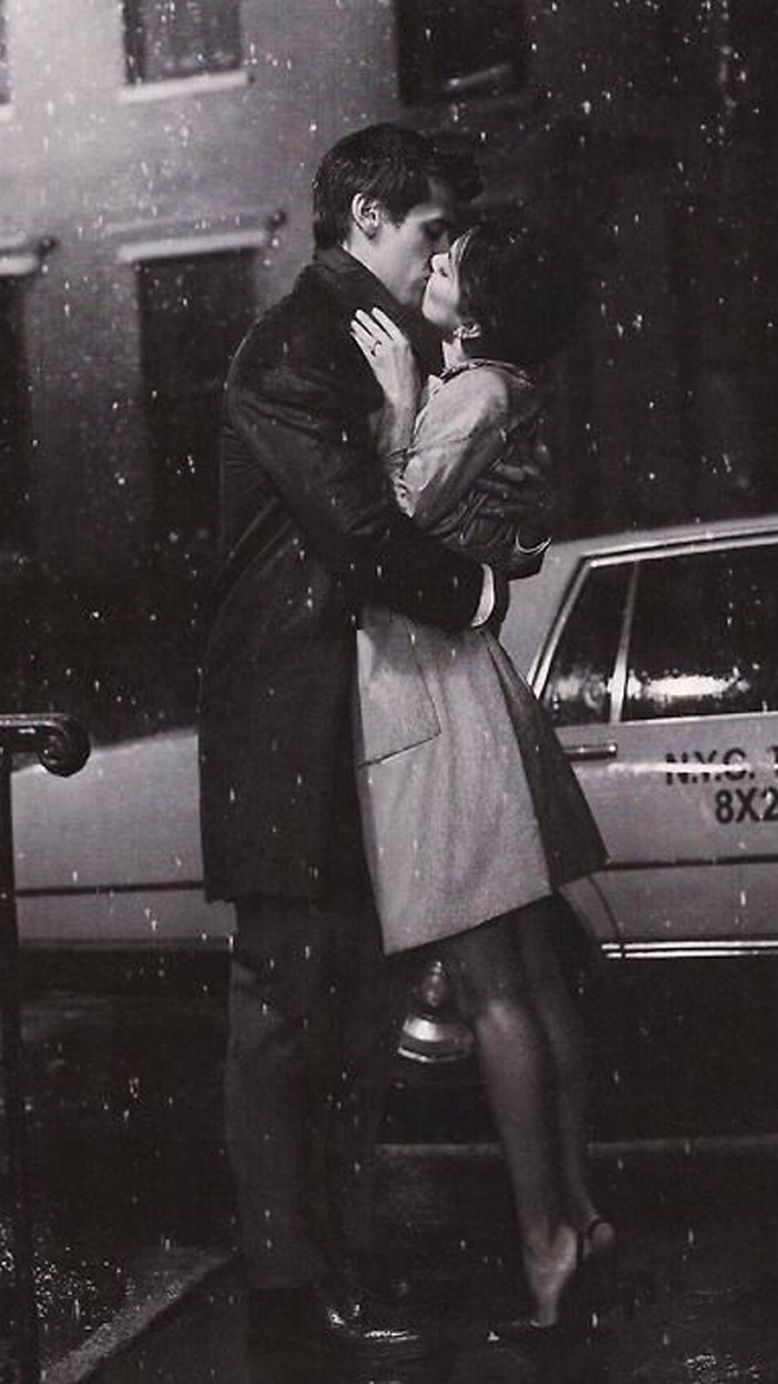 甜蜜治愈系欧美情侣手机屏幕壁纸