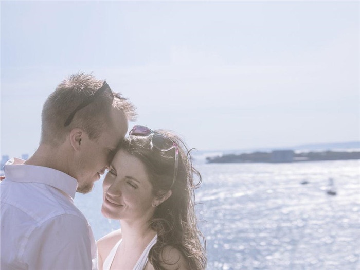 欧美情侣唯美意境高清壁纸图片