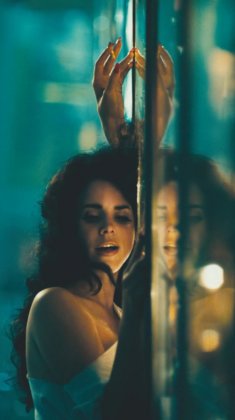 迷人个性欧美性感女生壁纸图片