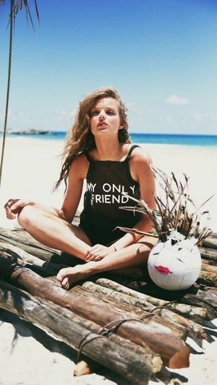 迷人个性欧美性感女生壁纸图片