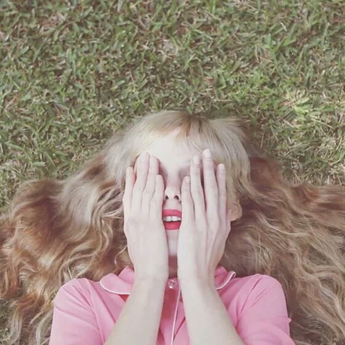 欧美唯美女生头像精美图片