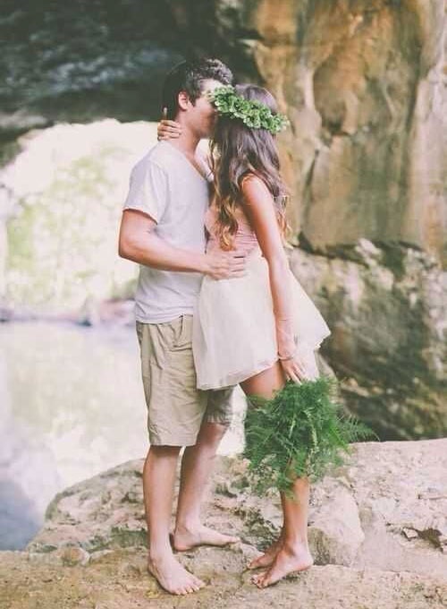 甜蜜非主流欧美情侣拥抱亲吻手机壁纸