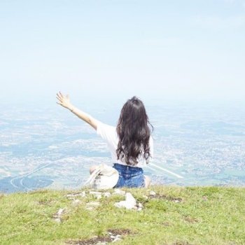 欧美女生唯美小清新头像图片