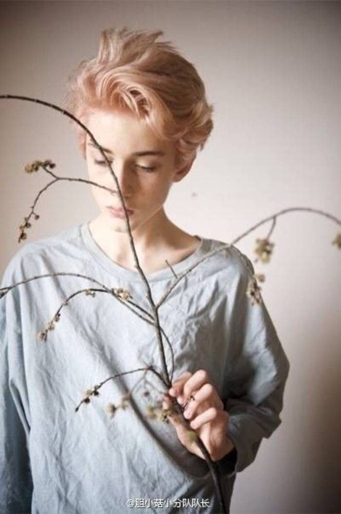 帅气欧美男生个性意境壁纸