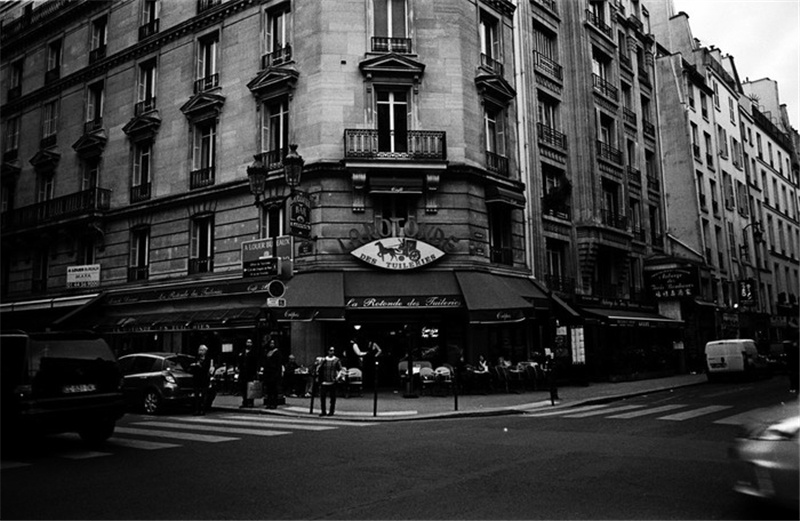 欧美街头黑白高清大图精选壁纸