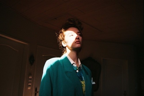 唯美意境欧美男生个性空间素材图片