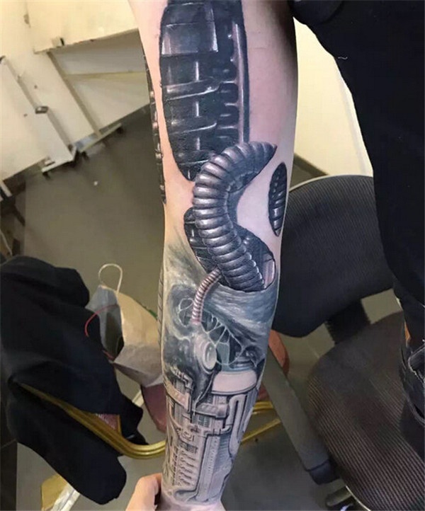 欧美霸气机械纹身壁纸