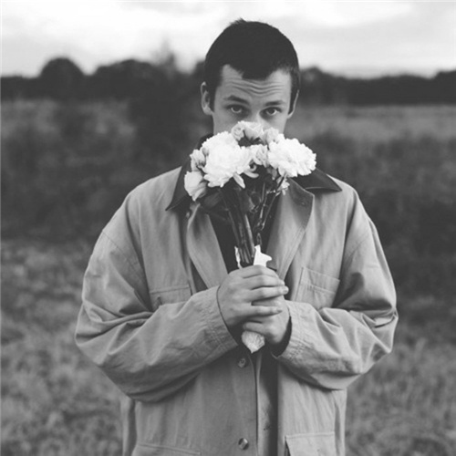 拽拽的黑白欧美男生个性头像