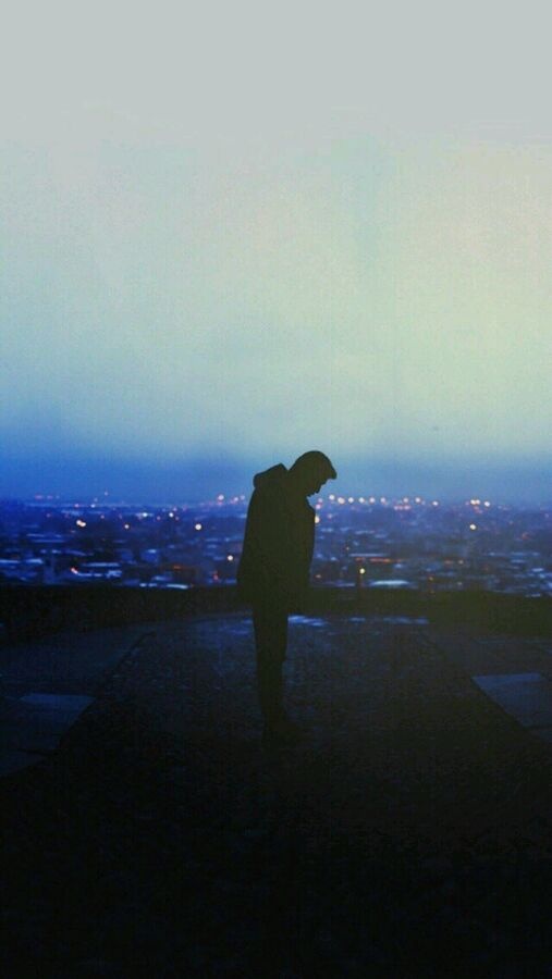 欧美范个性美女桌面壁纸