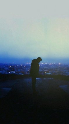 欧美范个性美女桌面壁纸