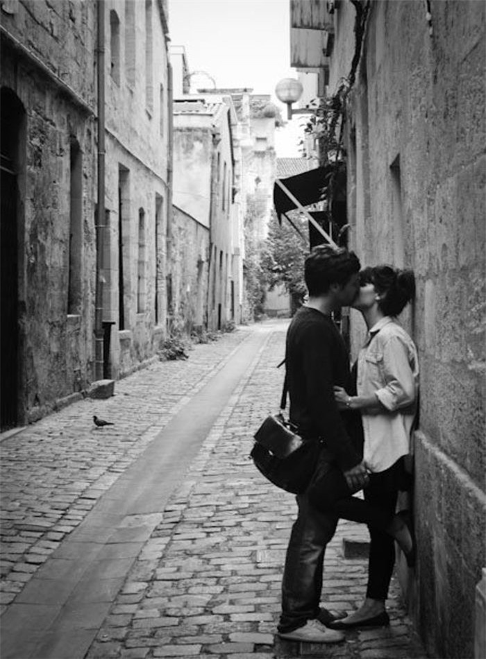 欧美黑白照情侣个性甜蜜美图