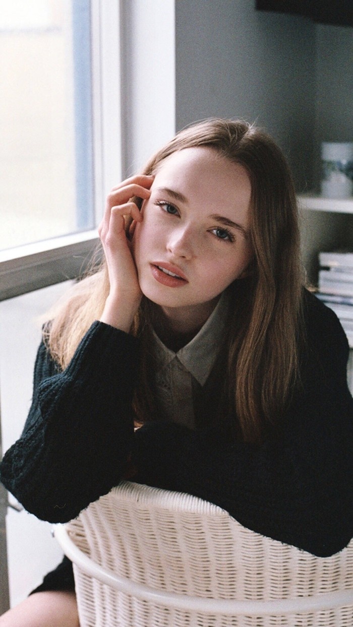 清纯欧美清新女生意境写真图片