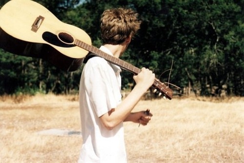 帅气欧美男生个性街头写真图片