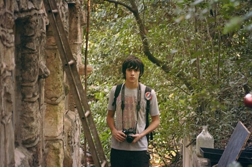 帅气欧美男生个性街头写真图片