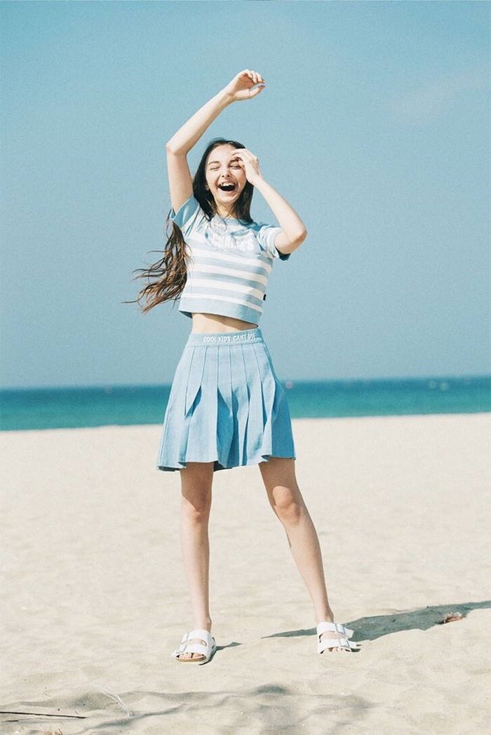 欧美女生海边小清新唯美写真图片