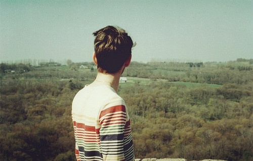 欧美阳光男生治愈系意境壁纸