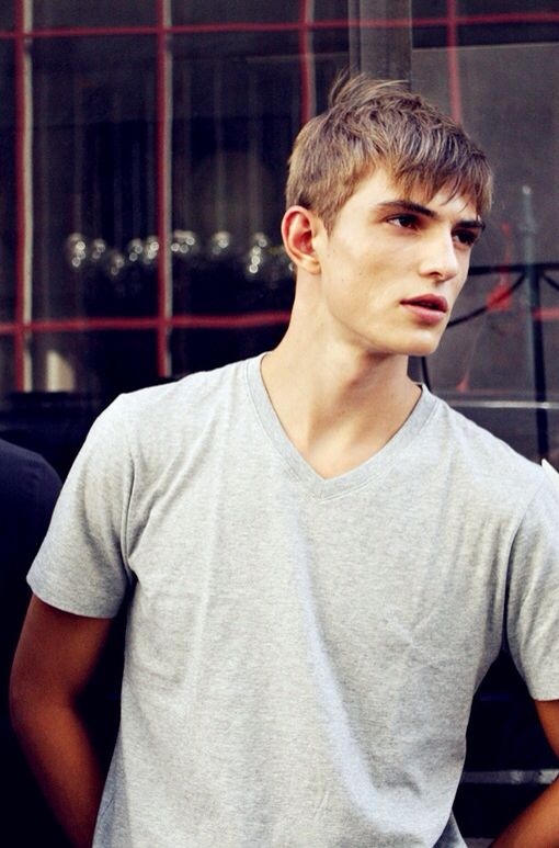 欧美风男生个性酷拽手机壁纸图片