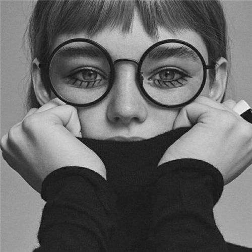 非主流黑白欧美唯美女生头像图片