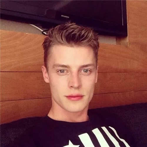 酷酷的欧美男生微笑个性头像图片