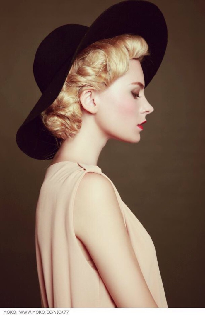 欧美气质女生小清新意境手机壁纸