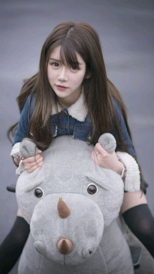 欧美范儿美女街拍图片赏析