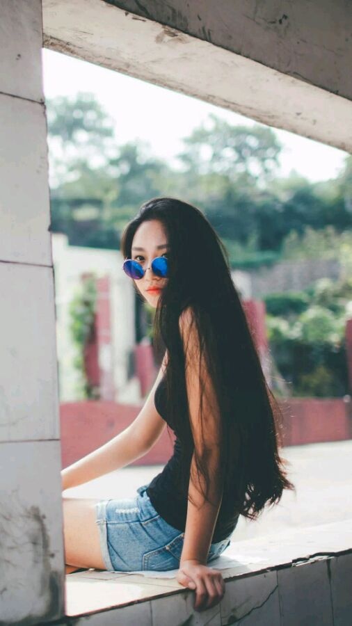 霸气欧美范女汉子高清手机壁纸