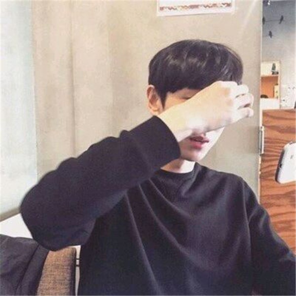 手机壁纸欧美范男孩图片赏析