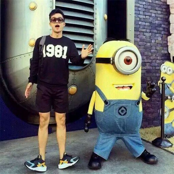 手机壁纸欧美范男孩图片赏析