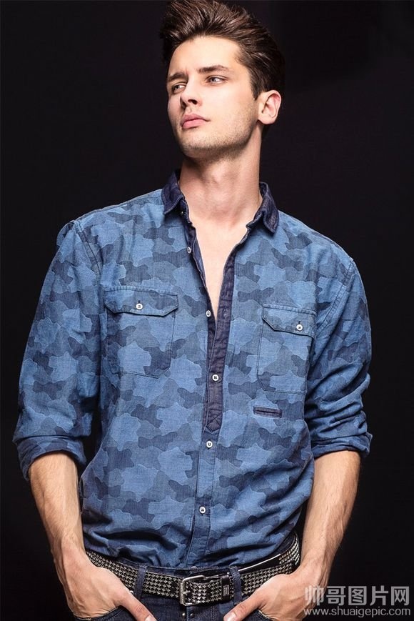 型男欧美帅哥高清壁纸图片