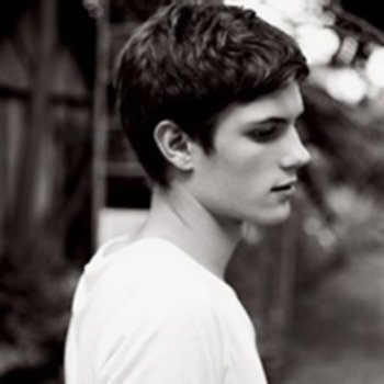 非主流帅气欧美男生侧面个性头像