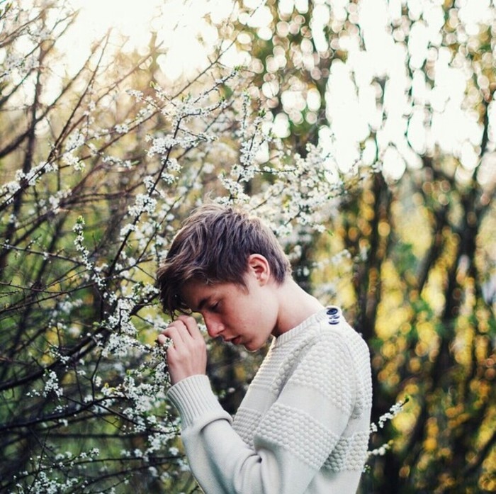 非主流帅气欧美男生侧面个性头像