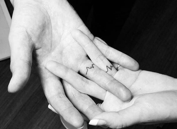 甜蜜欧美情侣纹身小清新图案欣赏