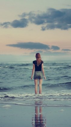 浪漫欧美清新女生手机竖屏壁纸图片