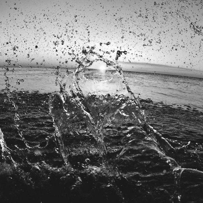 悲伤欧美意境黑白图精选素材