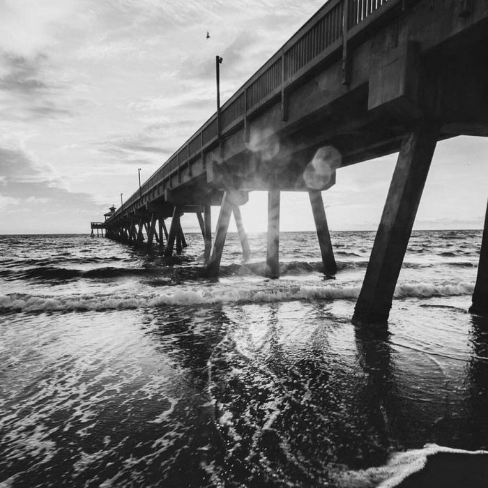 悲伤欧美意境黑白图精选素材