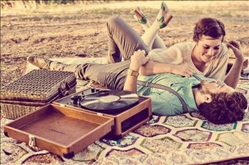 时尚欧美情侣非主流浪漫高清桌面壁纸