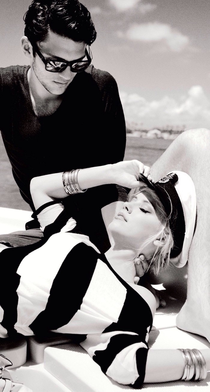 浪漫欧美情侣黑白高清大图